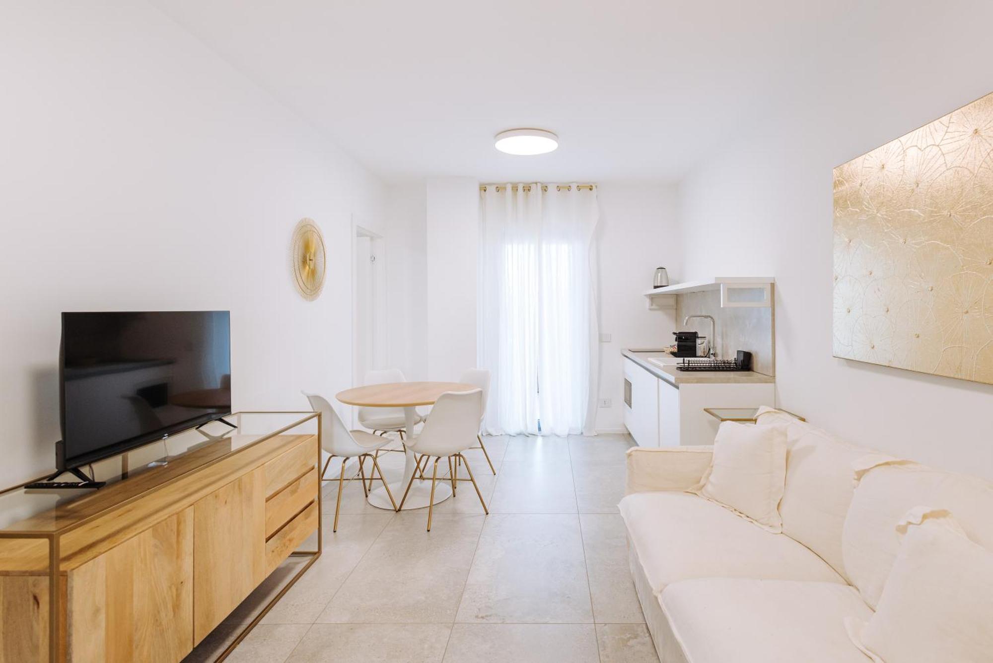 Marisabella Suite Spa 3 Bari Exterior foto